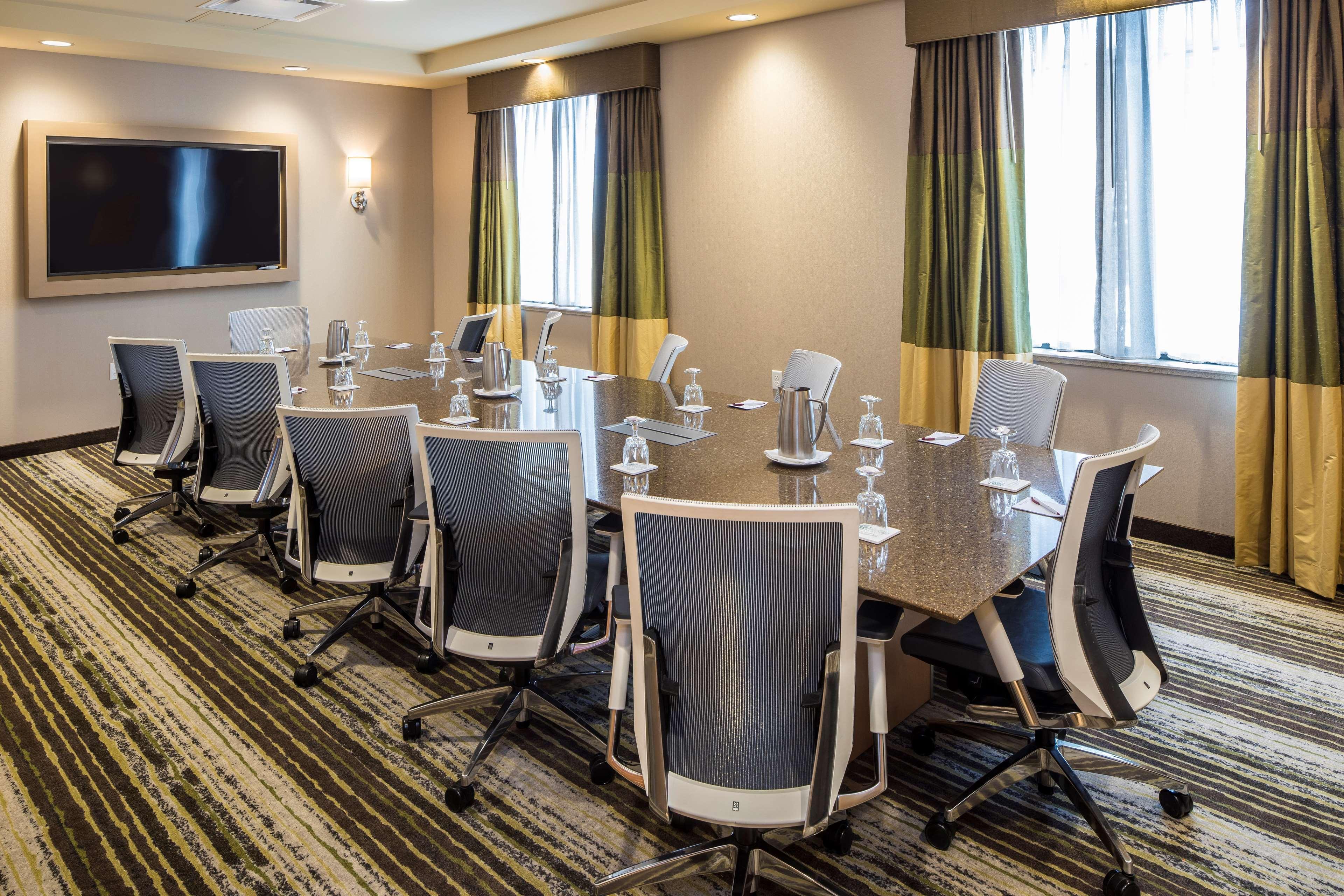Best Western Plus Franciscan Square Inn & Suites Steubenville Εξωτερικό φωτογραφία