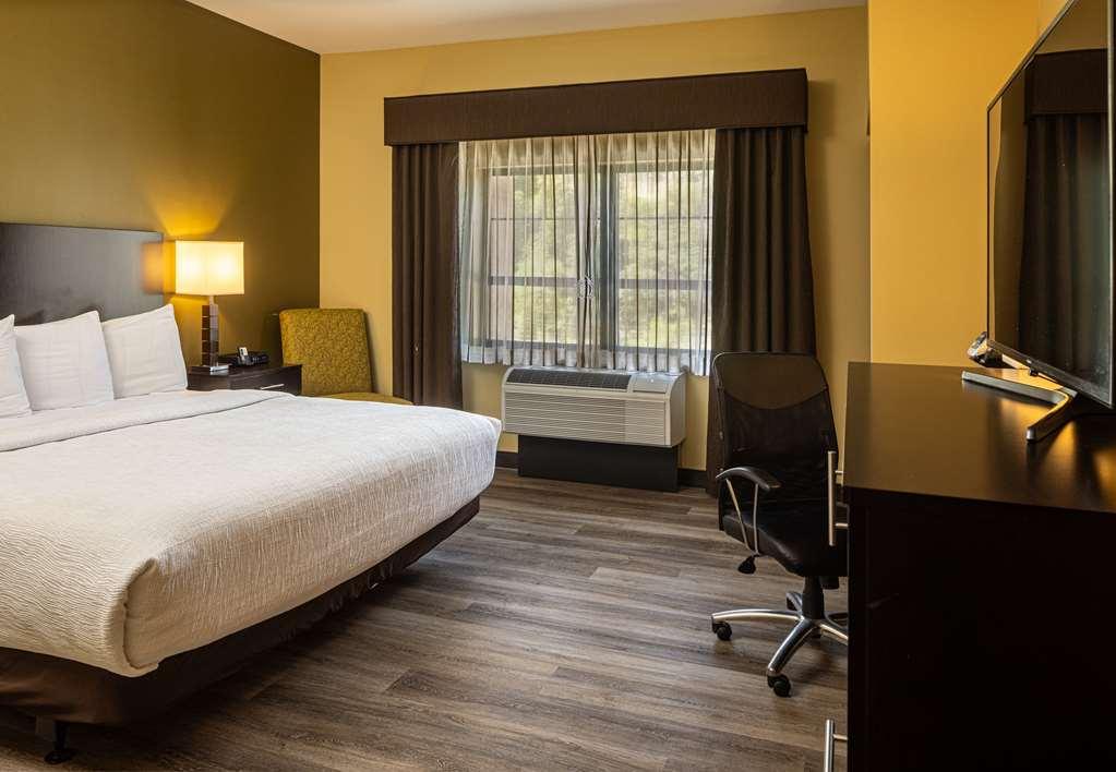 Best Western Plus Franciscan Square Inn & Suites Steubenville Δωμάτιο φωτογραφία