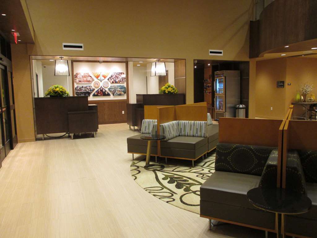 Best Western Plus Franciscan Square Inn & Suites Steubenville Εσωτερικό φωτογραφία